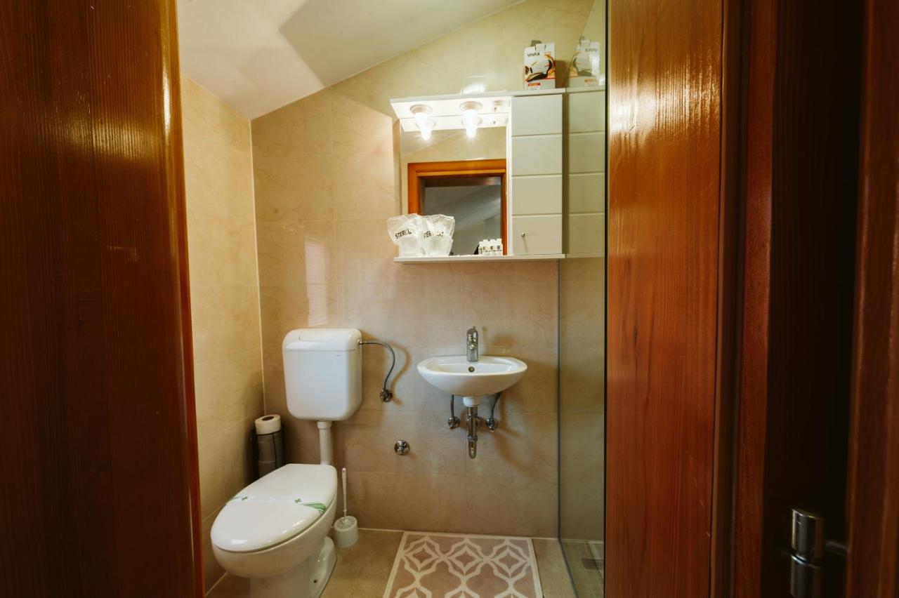 Hotel Medjugorje Irish Centre Buitenkant foto