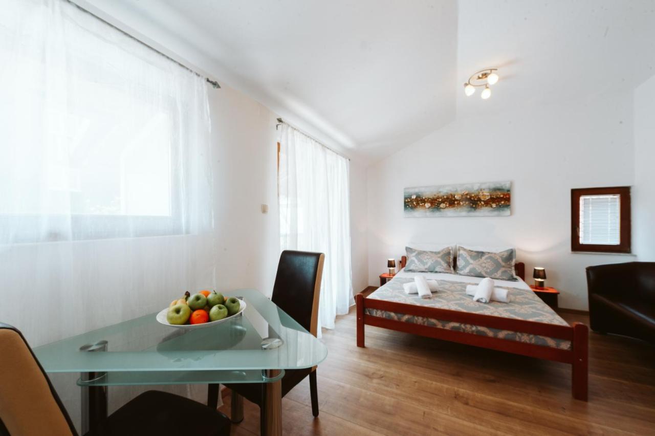 Hotel Medjugorje Irish Centre Buitenkant foto